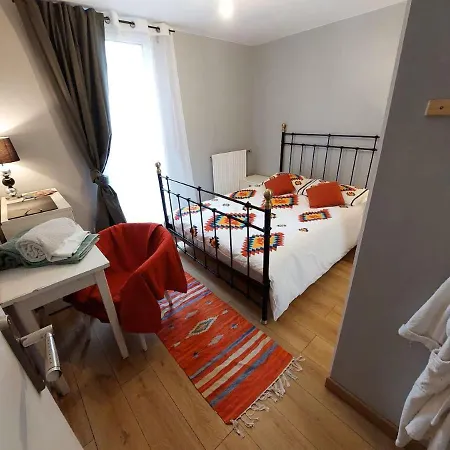 Privee Avec Jardin Vendégház Les Ulis