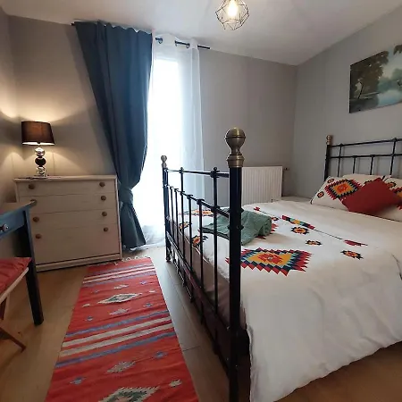 Vendégház Privee Avec Jardin Les Ulis
