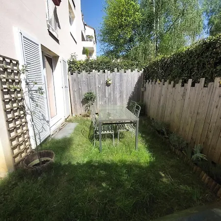 Vendégház Privee Avec Jardin Les Ulis